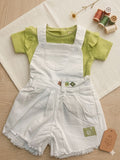 salopette coordinata con t shirt